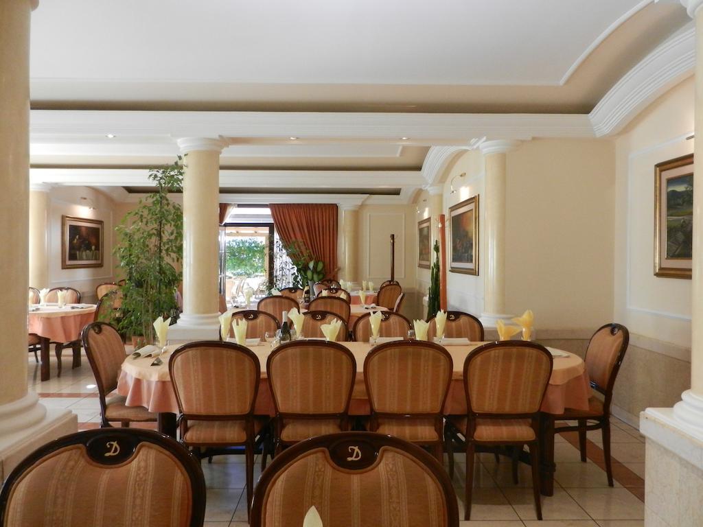 Guesthouse Ellite Пожареваць Екстер'єр фото